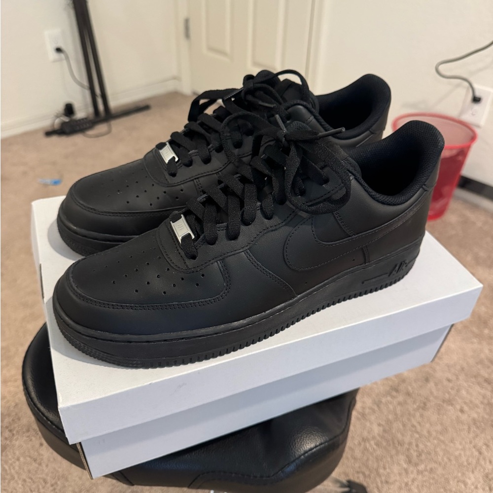 Black Nike Air Force 1 Size 12